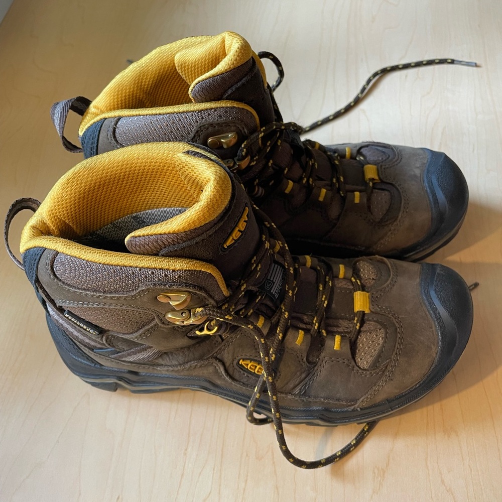 Keen Leather Hiking boots